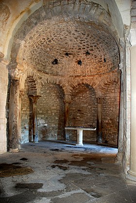Baptistère de Venasque (abside nord).