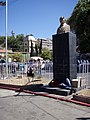 Monumento a Benito Juárez (Busto) en Plaza de las Banderas.