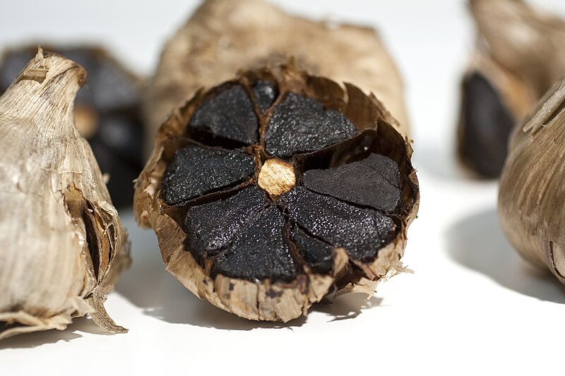 File:Black garlic.jpg