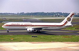 Egyptair Boeing 767-300 ind 1992. jpg