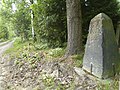 Sächsisch-Preußischer Grenzstein: Pilar Nr. 22 (linkselbisch) sowie 8 Läufersteine