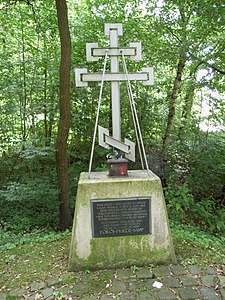 Pomnik upamiętniający rosyjskich i polskich robotników przymusowych zmarłych w 1944