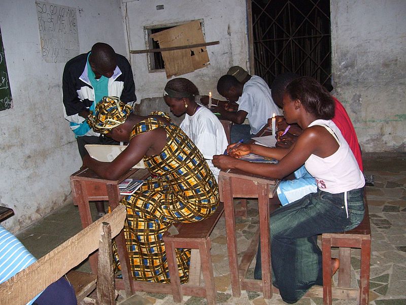 Datei:Liberian students.jpg
