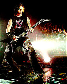 Matt Tuck, guitarrista d'o grupo