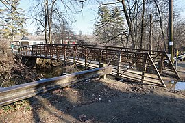 Meadowbrook Park footbridge