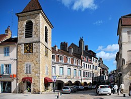 Description de l'image Rue des arcades.jpg.