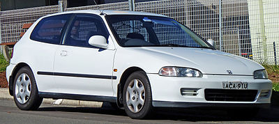 400px-1993-1995_Honda_Civic_GLi_3-door_hatchback_01.jpg