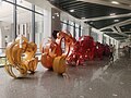 蘇州軌道交通11號線花橋站站內的由27個心形雕塑構成的工藝品