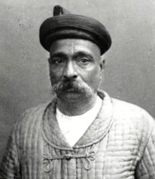 चित्र:Bal Gangadhar Tilak (1856-1920).webp