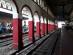 Internal architecture of Barrackpore railway station