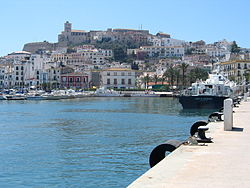 Panorama della città di Ibiza e della sua parte alta (Dalt Villa)