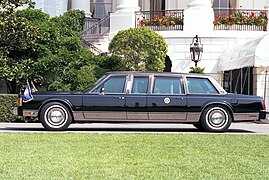 1989 Lincoln Town Car limousine