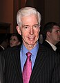 Gray Davis, v úřadu 1999–2003, narozen 26. prosince 1942