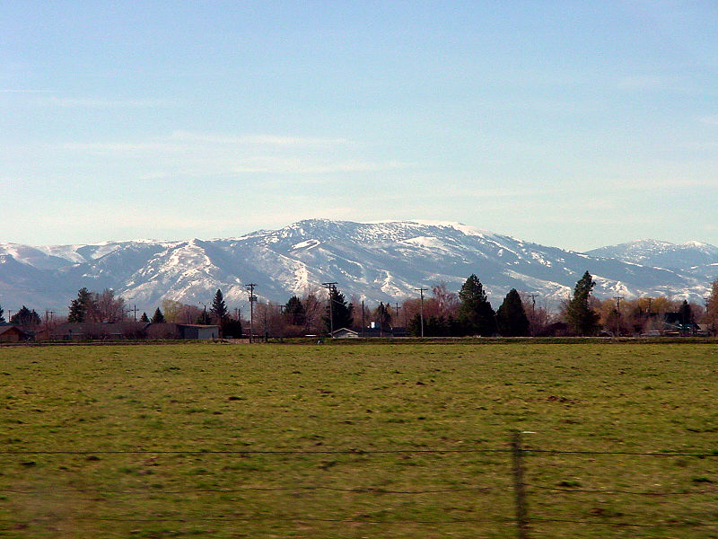 File:Heyburn Idaho Looking South.JPG