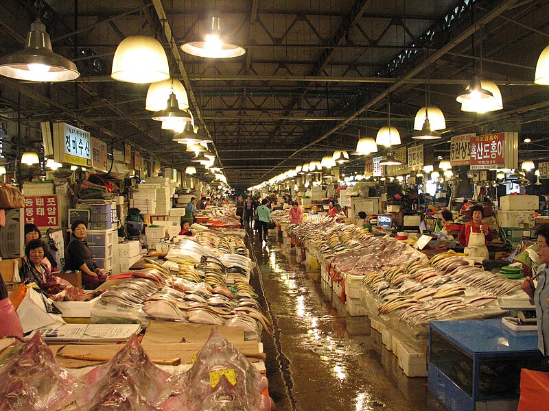 File:Korea-Seoul-Noryangjin Fish Market-03.jpg