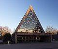 Trauerhalle auf dem kommunalen Friedhof