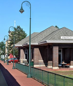 Princeton Illinois Amtrak station.jpg