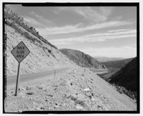 Image illustrative de l’article Lee Vining Canyon Scenic Byway