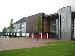 Ruislip High School 1871077 e8956104.jpg