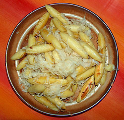 Schupfnudeln mit Sauerkraut.jpg