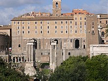 Remains of the Tabularium (in the background, under the Palazzo Senatorio) Senatorenpalast 7.jpg