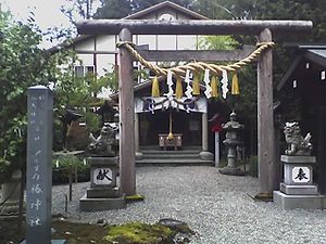 300px-Tsubaki_Grand_Shrine_America.jpg