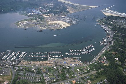 USACE Yaquina Bay Oregon.jpg