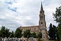 L'église Saint-Pierre, vue latérale sud (juin 2012).