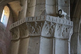 Chapiteau de la croisée du transept.