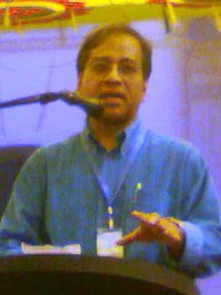 ২০১৩ সালে বাংলা একাডেমী ঢাকায় ফকরুল আলম