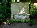 Grabstätte Nawatzki, auf dem Waldfriedhof