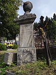Janov nad Nisou - hrob Johanna Friedricha Hütmanna (1).jpg