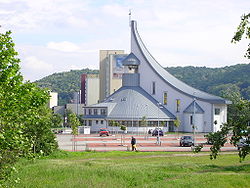 Kostel Ducha Svatého v Dúbravce