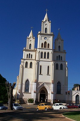 Kathedraal Santo Antônio in Lins