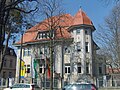 Villa mit Hintergebäude