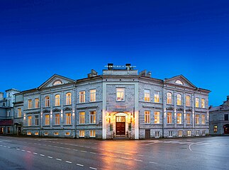 Von Stackelberg Hotel Tallinn на перекрёстке Палдиского шоссе и бульвара Тоомпуйестеэ (памятник культуры)