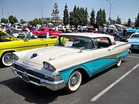 Ford Fairlane 500 Skyliner του 1958