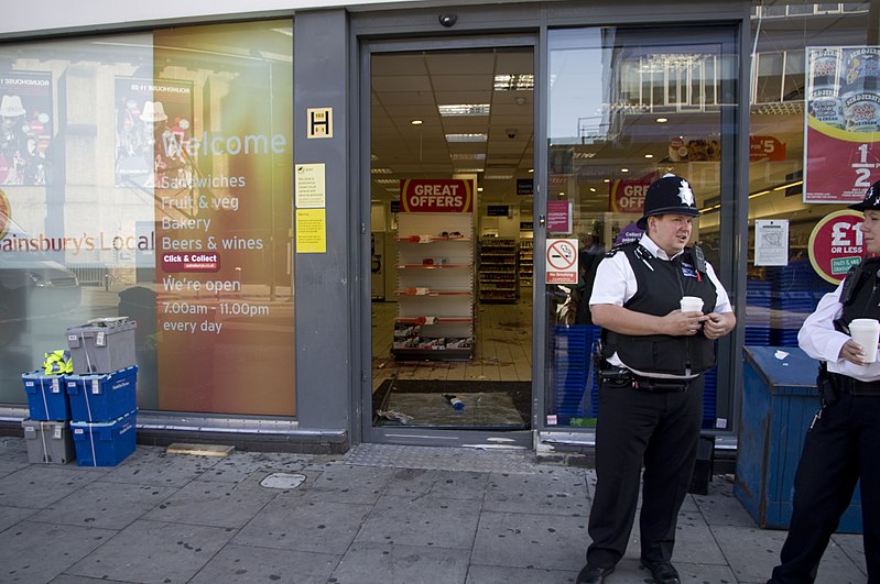 File:2011 London riots looted Tesco in Camden.jpg