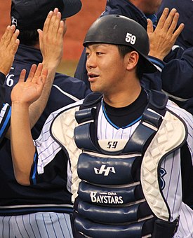 20120503 Tosiki Kurobane, catcher of the Yokohama DeNA BayStars, at Yokohama Stadium.JPG