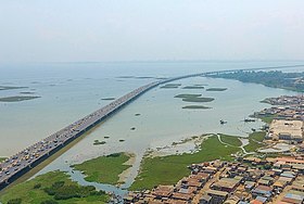 Vue aérienne du Third Mainland Bridge.