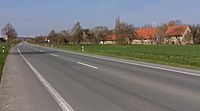 Altenburg, vista de la calle a lo largo de la carretera principal