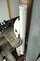 正在安装固态助推器的宇宙神五号551型运载火箭。
