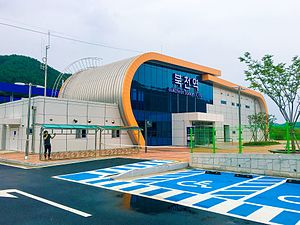 新建站舍