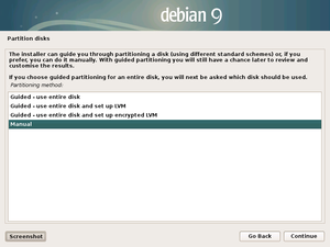 Debian安裝程式，顯示了使用整個磁盤，設定LVM並將之使用LUKS加密的選項