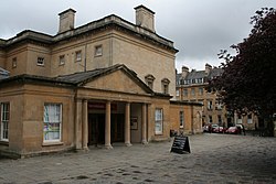 Moda muzeo kaj Assembly Rooms Bath.jpg