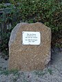 Gedenkstein in Boltenhagen, nahe dem Seesteg, für die DDR-Flüchtlinge über die Ostsee