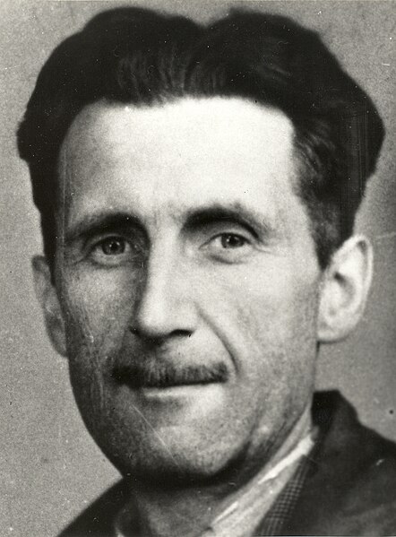 파일:George Orwell press photo.jpg