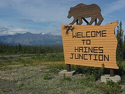 Placa de boas vindas de Haines junction