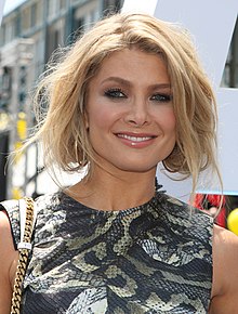 Natalie Bassingthwaighte 4, 2012.jpg