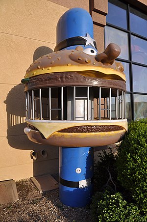 English: An Officer Big Mac jailhouse with a m...